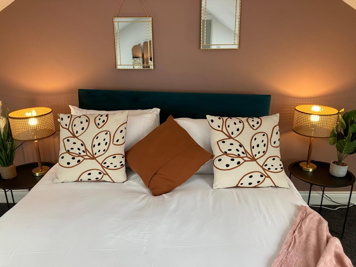 Holiday home Rose - Centre, Hospital Crownwork Studios, Nissan & Stadium Of Light Sunderland (Tyne and Wear)